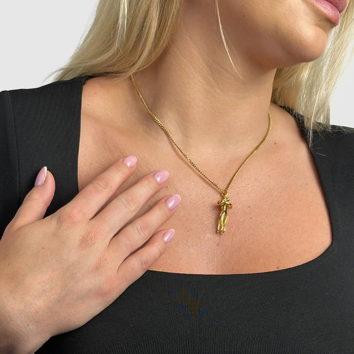 Luvianne | Collier Élégant Pendentif Sculpture